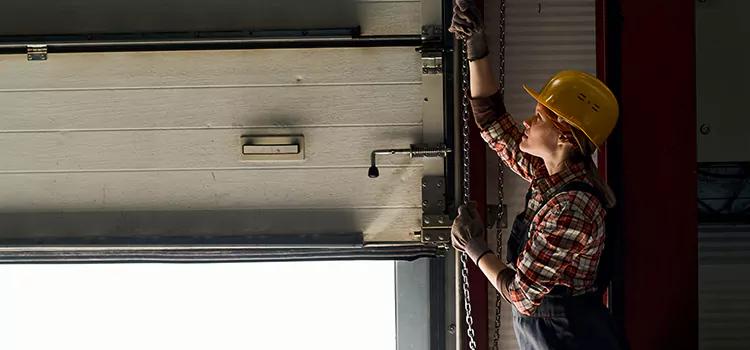 Addressing Common Garage Door Stoppage Issues in Cheektowaga, NY